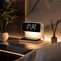 Digitaler LED Wecker mit Ladefunktion | Nachtglanz