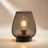 Kabellose Akku Tischlampe aus Metall | Meshgold