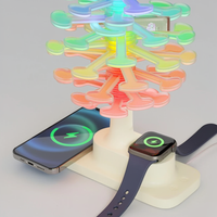 Tischlampe mit Ladegerät | RGB Ambient Light | Spiralbaum Design | Spiralhain